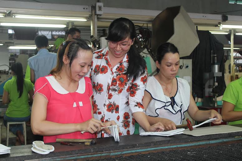 Tăng cường hỗ trợ công nhân khó khăn