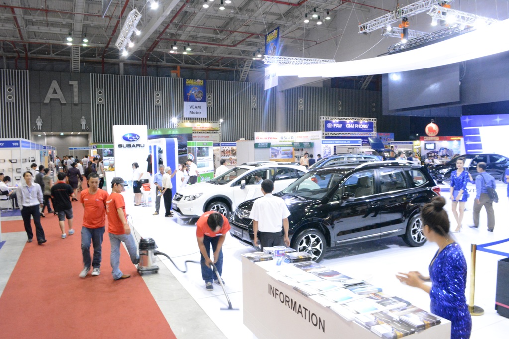 To&agrave;n cảnh Saigon Autotech & Accessories 2014