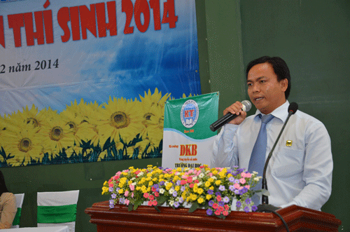 &Ocirc;ng&nbsp;Phạm Ph&uacute; Minh - đại diện đơn vị t&agrave;i trợ Ph&acirc;n b&oacute;n B&igrave;nh Điền