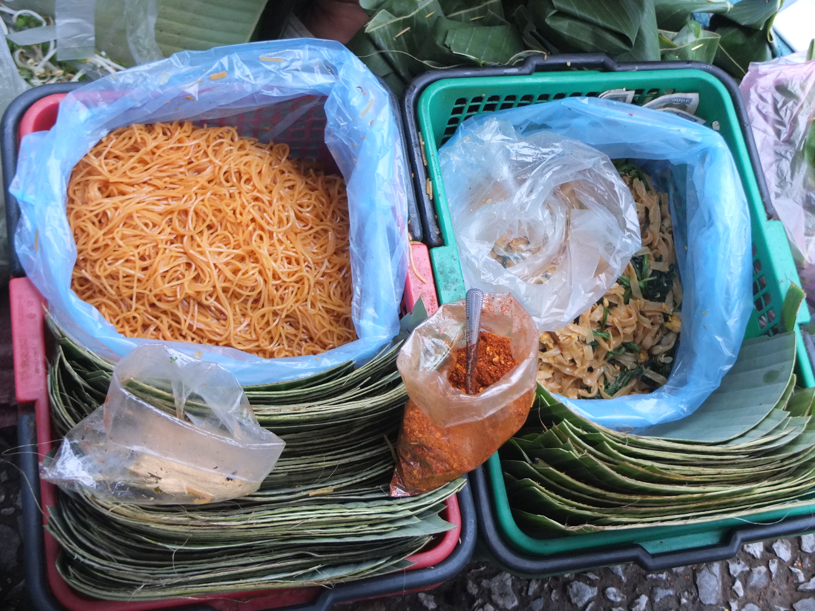 B&uacute;n gạo, hủ t&iacute;u x&agrave;o