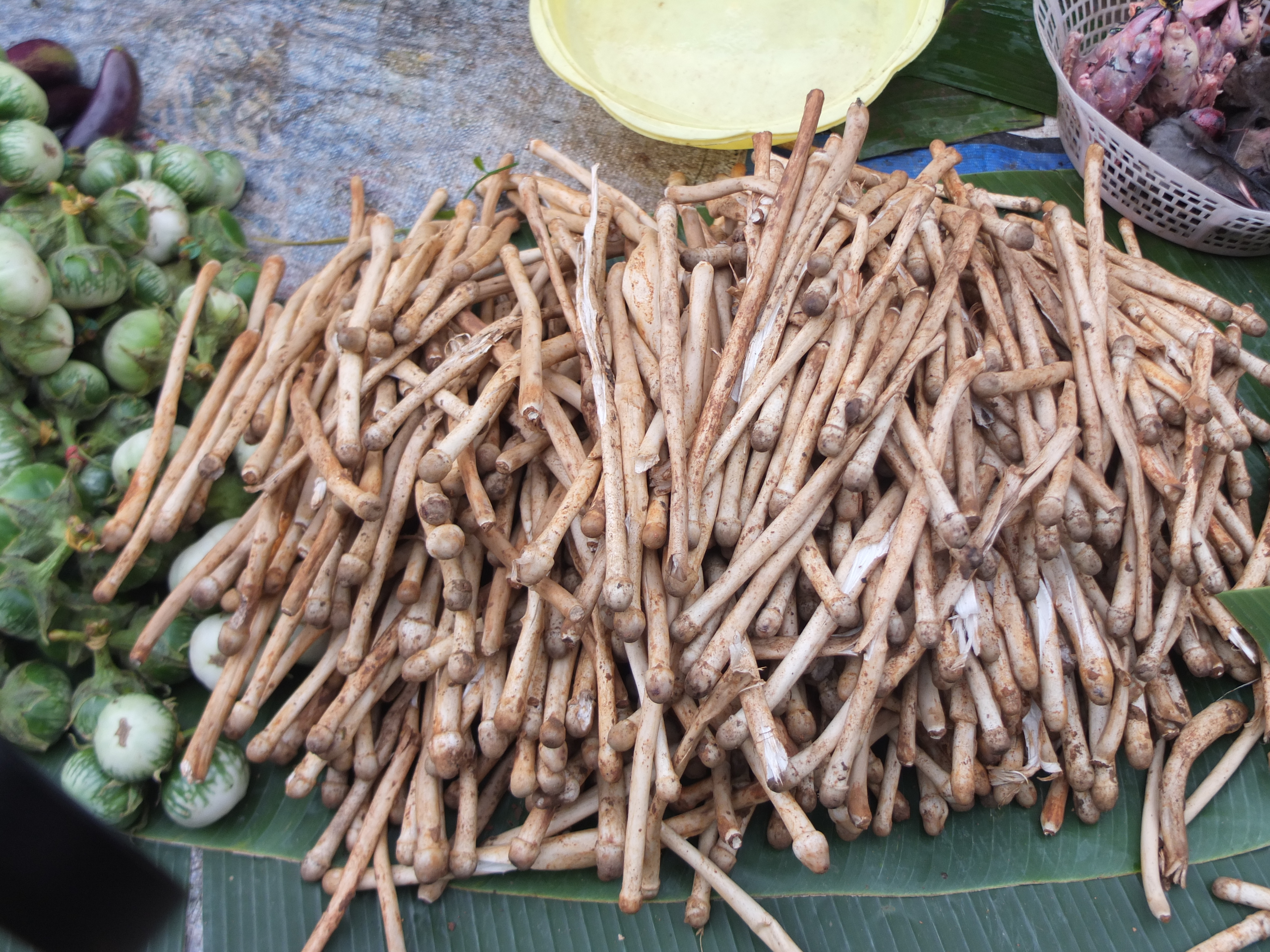 H&igrave;nh như l&agrave; một loại nấm, tr&ocirc;ng rất ngon