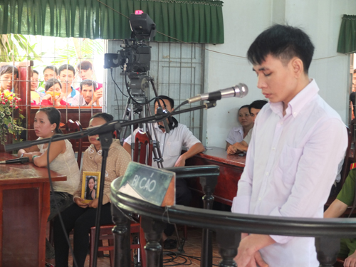Tuyên tử hình kẻ cuồng sát 2 chị em vì tình