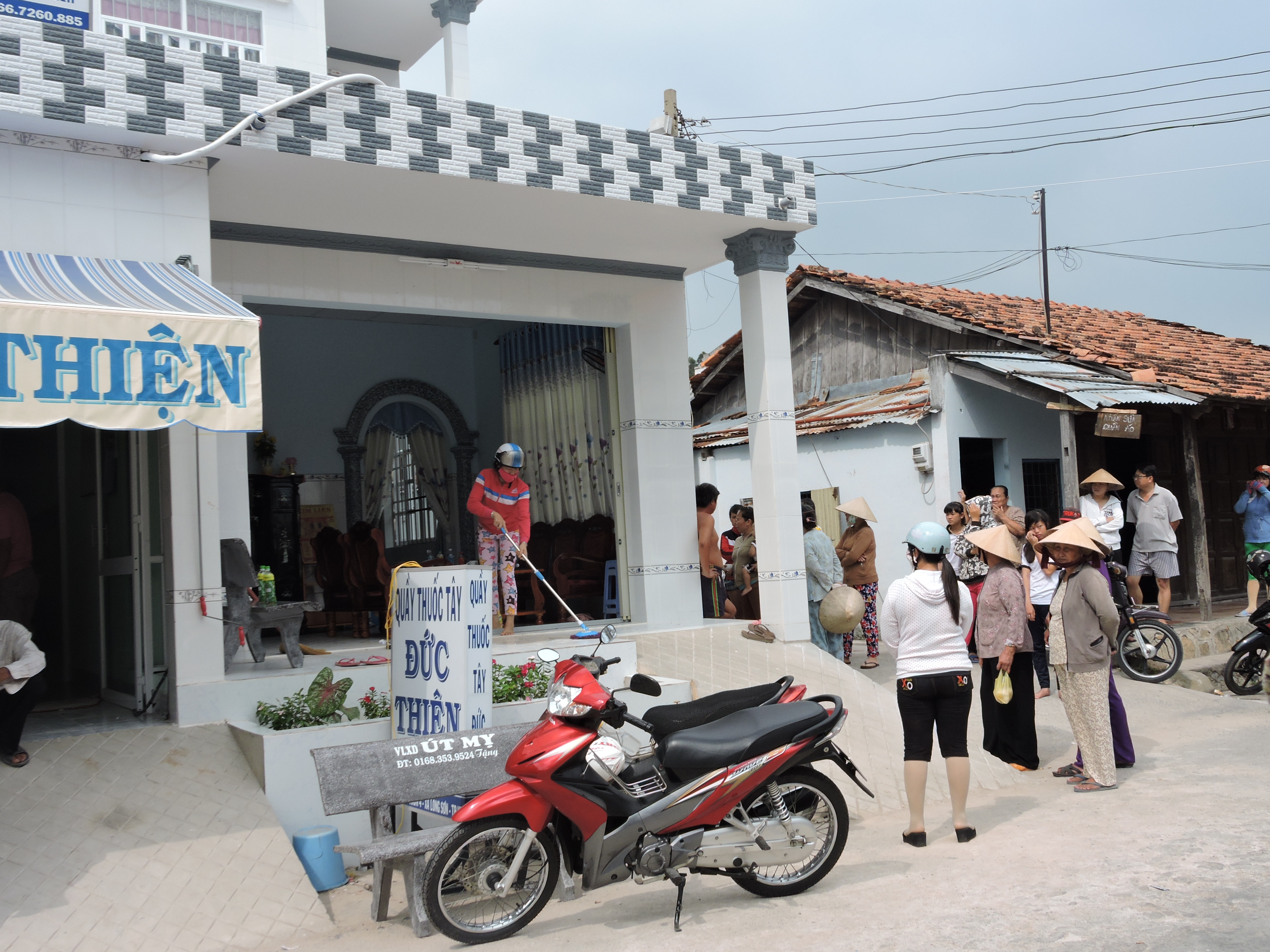 Căn nh&agrave; nơi chị Nga bị đ&acirc;m