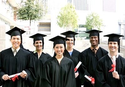 Chi phí ngày càng cao, người Việt vẫn thích đi du học