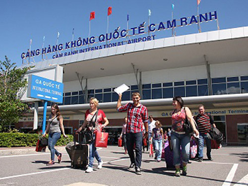 Từ 1-1-2015, miễn thị thực cho khách Nhật, Nga, Hàn Quốc