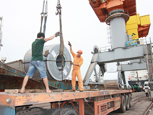 Hàng hóa “đắp chiếu” tại cảng Hải Phòng
