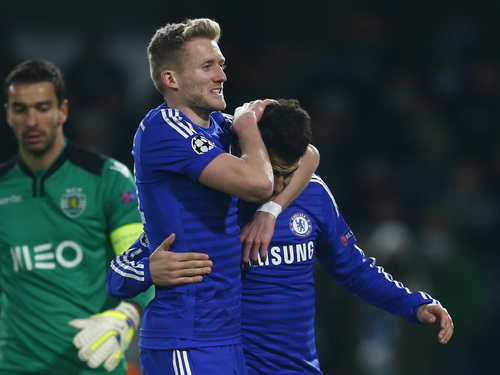 Fabregas và Schurrle, tác giả 2/3 bàn thắng của Chelsea trước Sporting Lisbon