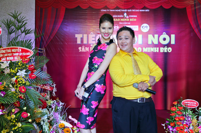 Người đẹp L&ecirc; Thị Phương đọ d&aacute;ng với Minh B&eacute;o