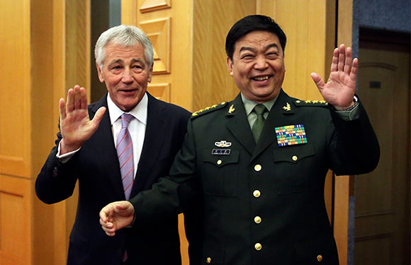 Ông Chuck Hagel có cuộc hội đàm kéo dài gần 2 giờ với người đồng cấp Trung Quốc trong chuyến thăm Trung Quốc đầu tiên với tư cách là Bộ trưởng Quốc phòng Mỹ. Ảnh: Reuters