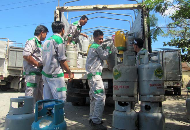 Gi&aacute; gas giảm 40.000 đồng/b&igrave;nh 12 kg từ 1-11