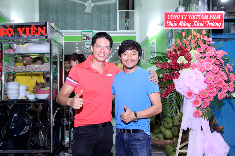 B&igrave;nh Minh v&agrave; diễn vi&ecirc;n Q&uacute;y B&igrave;nh