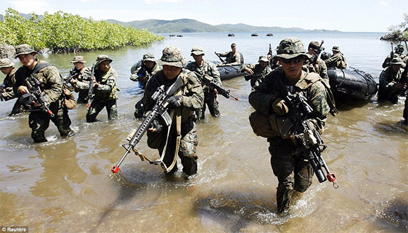 Philippines nâng cấp căn cứ quân sự chống chọi Trung Quốc