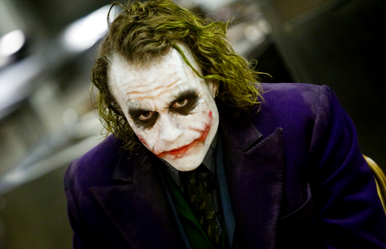 "Joker" Heath Ledger đã ra đi vì sốc thuốc
