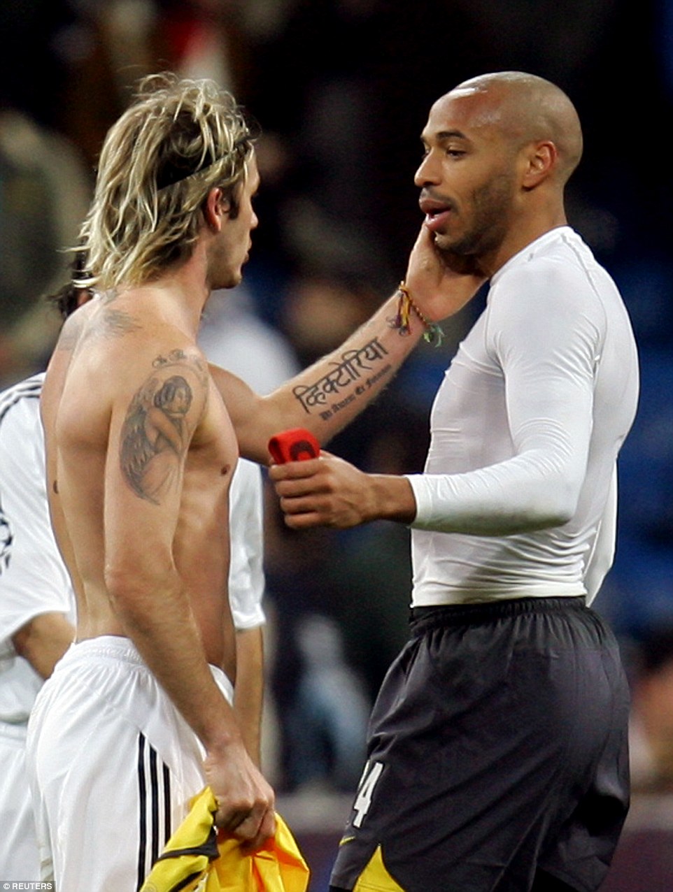 Ph&aacute;o thủ đ&aacute;nh bại Real Madrid 1-0 tại Bernabeu ở b&aacute;n kết Champions League 2006. Henry ghi b&agrave;n v&agrave; ch&agrave;o đ&oacute;n David Beckham