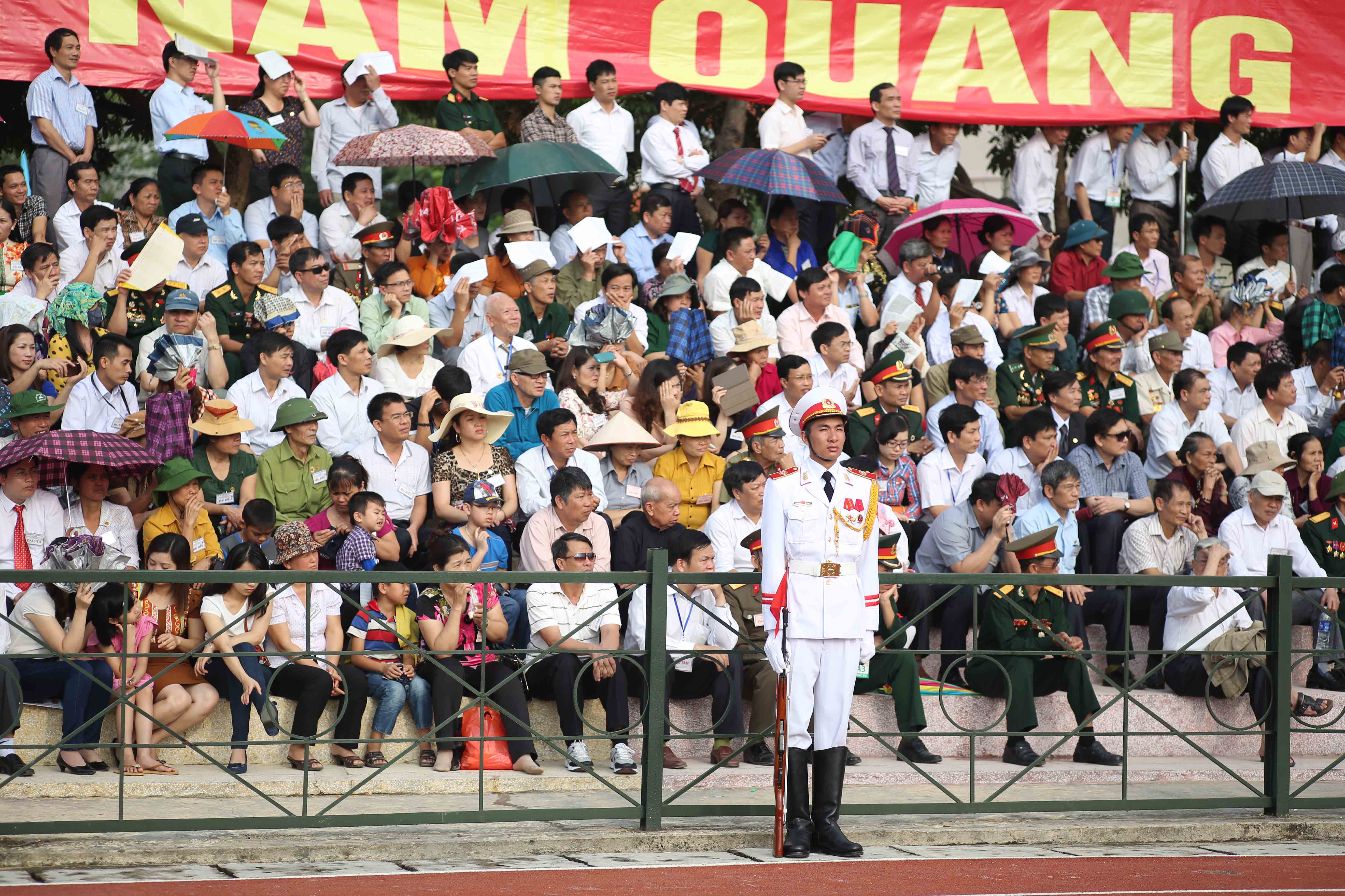 Đông đảo người dân Điện Biên và nhiều tỉnh thành trong cả nước tham gia Lễ kỉ niệm