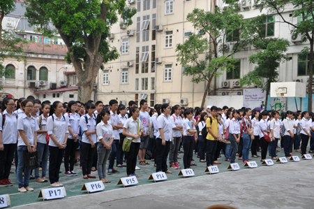 Hà Nội phổ cập trung học vào năm 2015