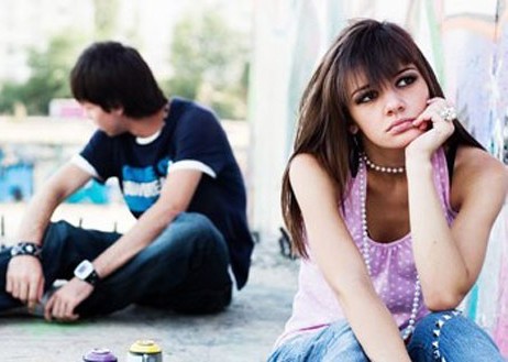Tôi có cảm giác như bị gai nhọn đâm vào tim...