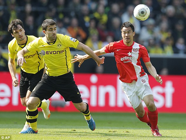 Mats Hummels (tr&aacute;i)
