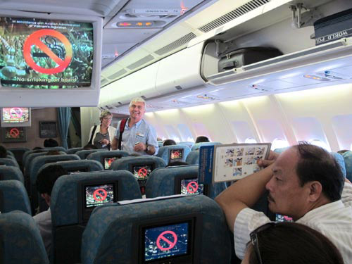 H&uacute;t thuốc l&aacute; tr&ecirc;n m&aacute;y bay c&oacute; thể bị phạt đến 5 triệu đồng - Ảnh minh hoạ