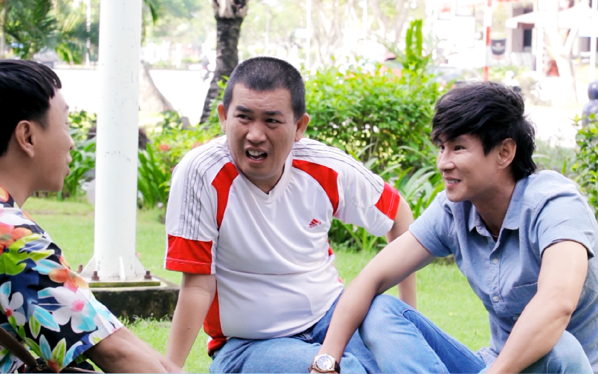 B&iacute; mật lại bị mất l&agrave; phim điện ảnh đầu ti&ecirc;n anh v&agrave; ca sĩ L&yacute; Hải hợp t&aacute;c thực hiện với vao tr&ograve; đồng bi&ecirc;n kịch-đạo diễn ki&ecirc;m diễn vi&ecirc;n