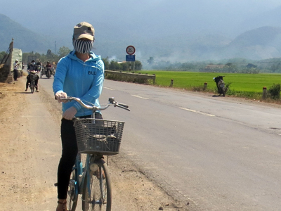Xuất hiện kẻ biến thái, rạch quần nữ sinh ở Ninh Hòa