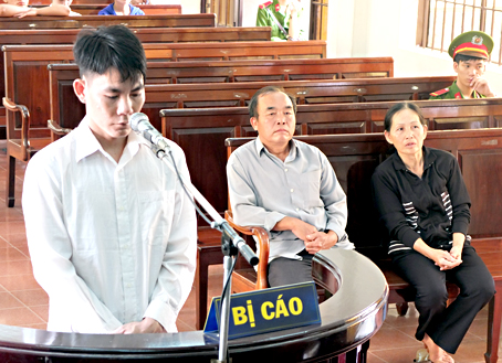 Truy tìm hung thủ thuận tay trái