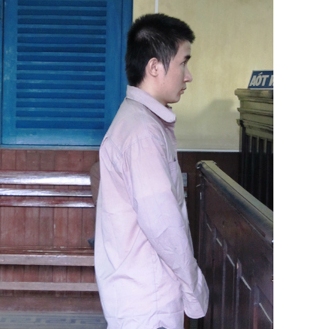 Sợ ma, thiếu nữ mất đời con gái