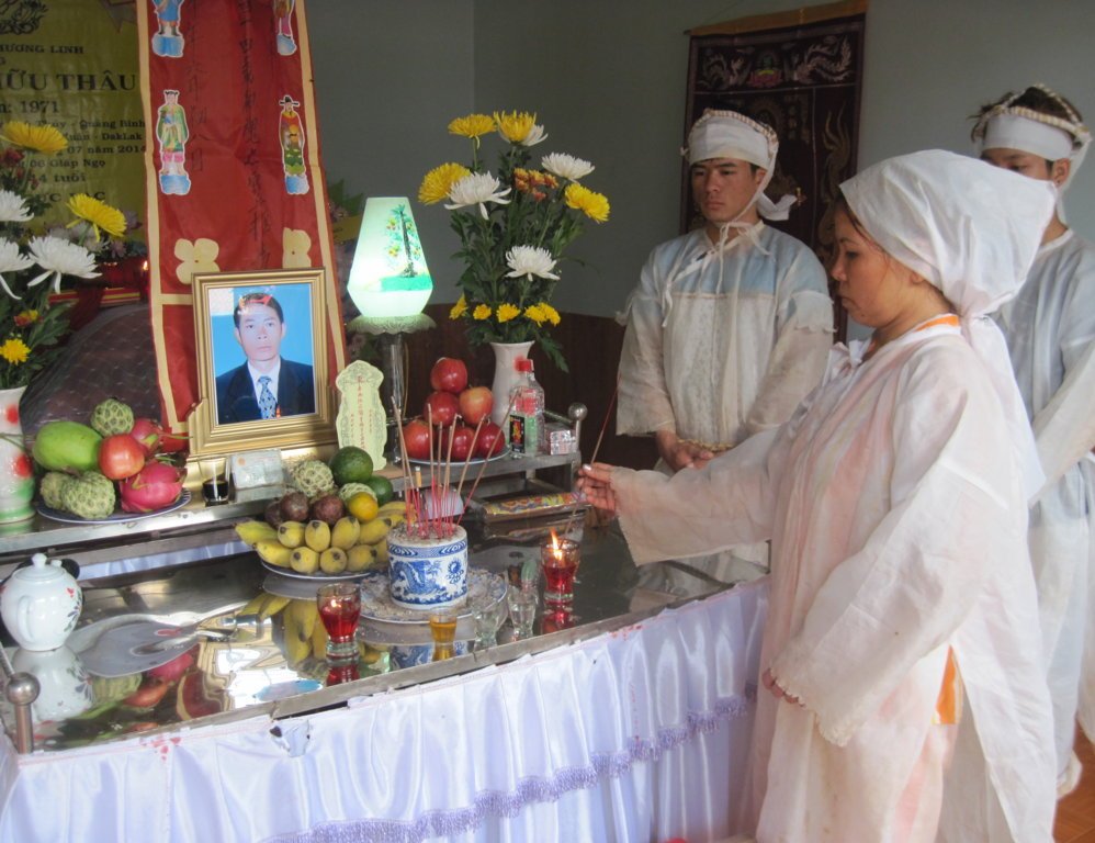 Bắt khẩn cấp 1 công an viên nghi đánh chết người