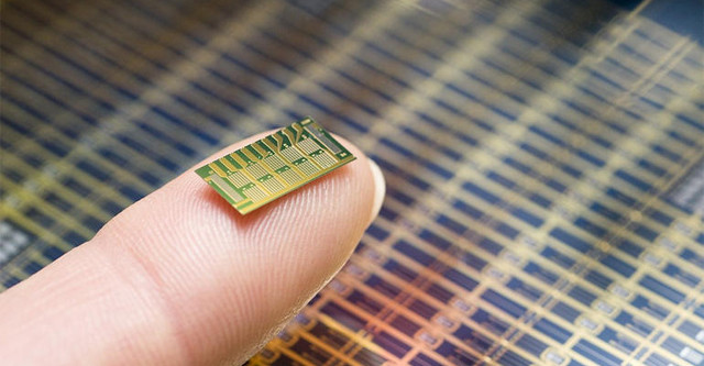 Ngừa thai bằng... chip máy tính