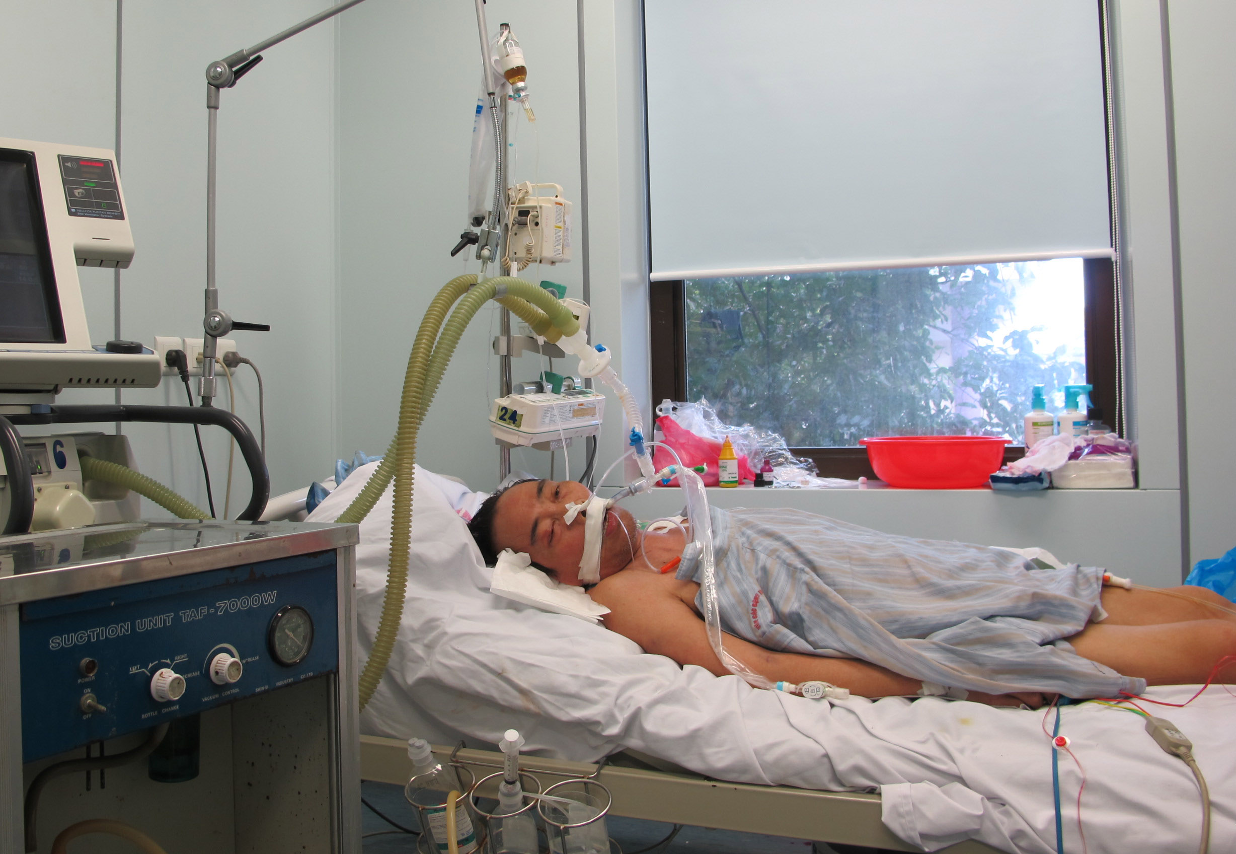 Nguy cơ tử vong rất cao nếu bệnh nh&acirc;n nhiễm c&uacute;m gia cầm kh&ocirc;ng được điều trị sớm