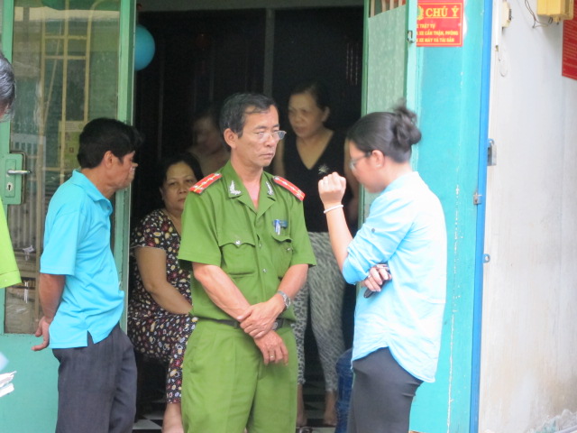 Công an đang làm việc tại hiện trường