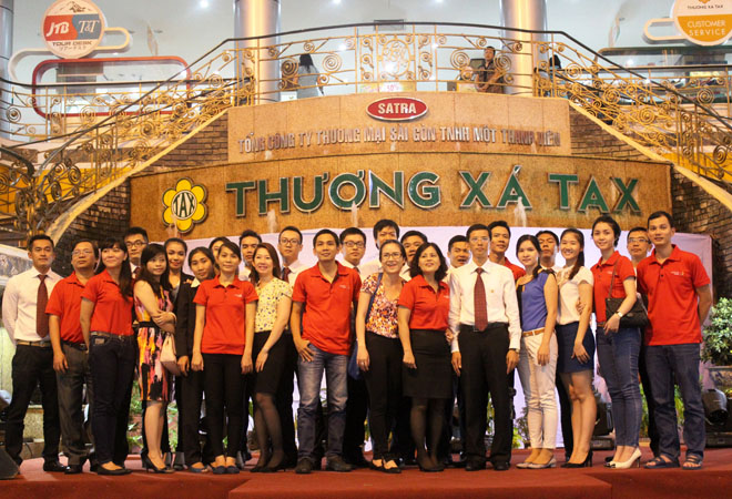 Đơn vị quản lý thương xá tổ chức chia tay các tiểu thương và nhân viên