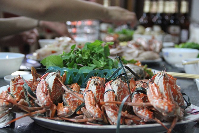 Mồi nhậu hơn nửa triệu đồng/kg vẫn hút hàng mùa World Cup