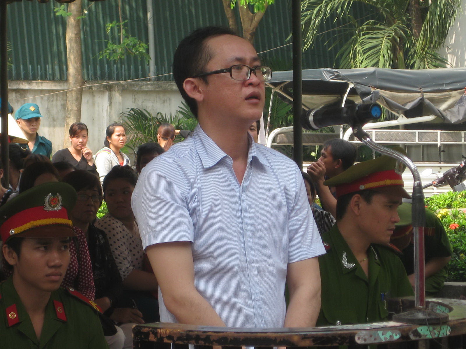 Hung thủ giết con trai nghệ sĩ Minh Cảnh lãnh 20 năm tù