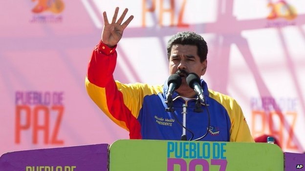 Venezuela trục xuất 3 nhà ngoại giao Mỹ