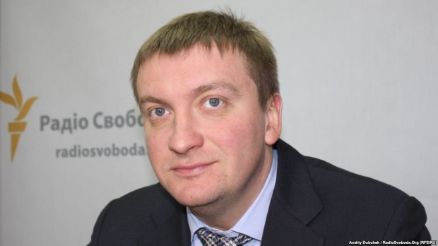 http://images.unian.net/photos/2014_03/1395670896-4595-pavlo-petrenko-radio-svoboda.jpg