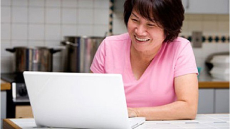 Phụ huynh thích 'tấn công' Facebook của con