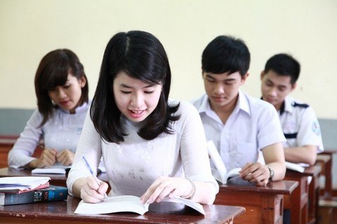 Chẳng khó để không bị run khi làm bài thi