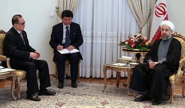 Triều Tiên tới thăm, Iran "bật đèn xanh" với châu Á