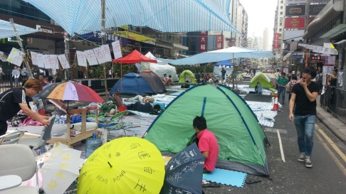 https://www.scmp.com/sites/default/files/styles/486w/public/2014/10/10/mong_kok_tents_thomas.jpg?itok=t2F53gP5