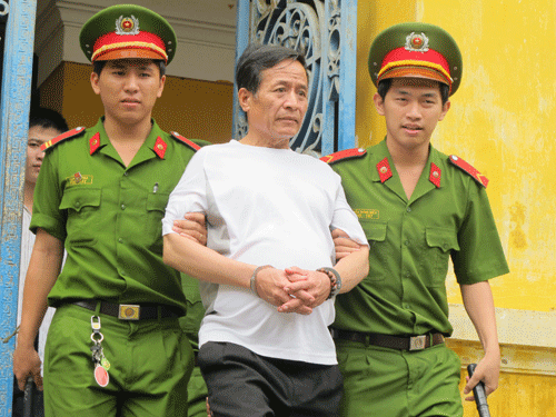 Ng&ocirc; Quang Trưởng đ&atilde; nhờ Lu&acirc;n con xử &ocirc;ng Đặng Xu&acirc;n Sĩ