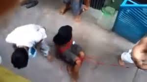 Bị bắt trói vì xông vào nhà “xử” con, chém cha