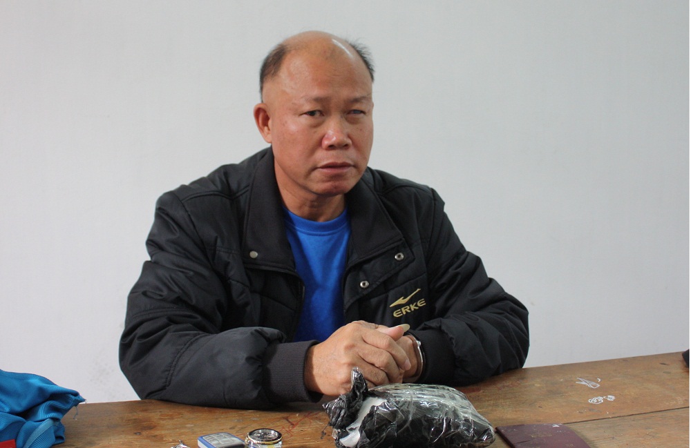 Đối tượng c&ugrave;ng tang vật