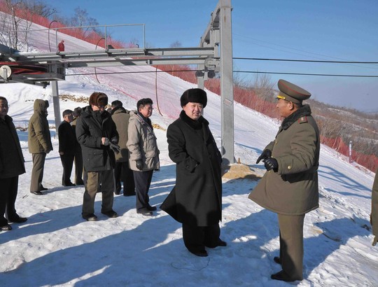 Kim Jong-un quyết tâm hoàn thành mục tiêu quân sự