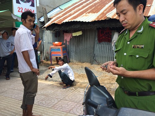Chạy bộ gần 2 km đuổi theo tên trộm thủ kim tiêm
