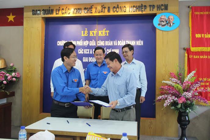Phối hợp chăm lo cho công nhân