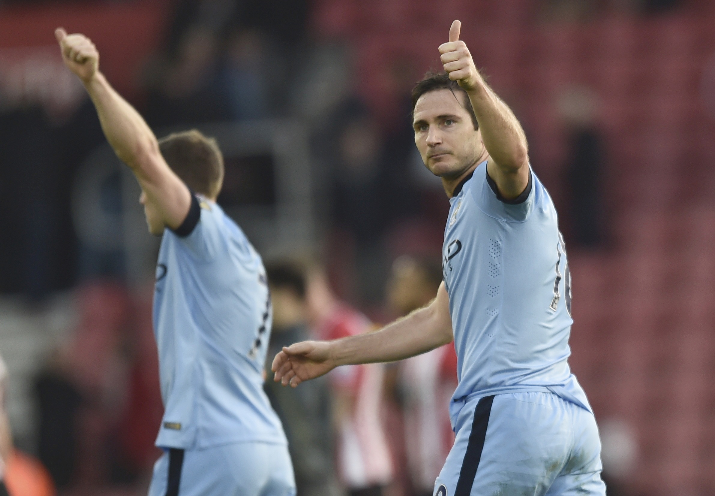 Lampard vẫn ghi b&agrave;n đều đặn ở tuổi 36