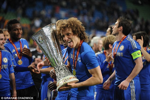 David Luiz sẽ về PSG với giá kỷ lục