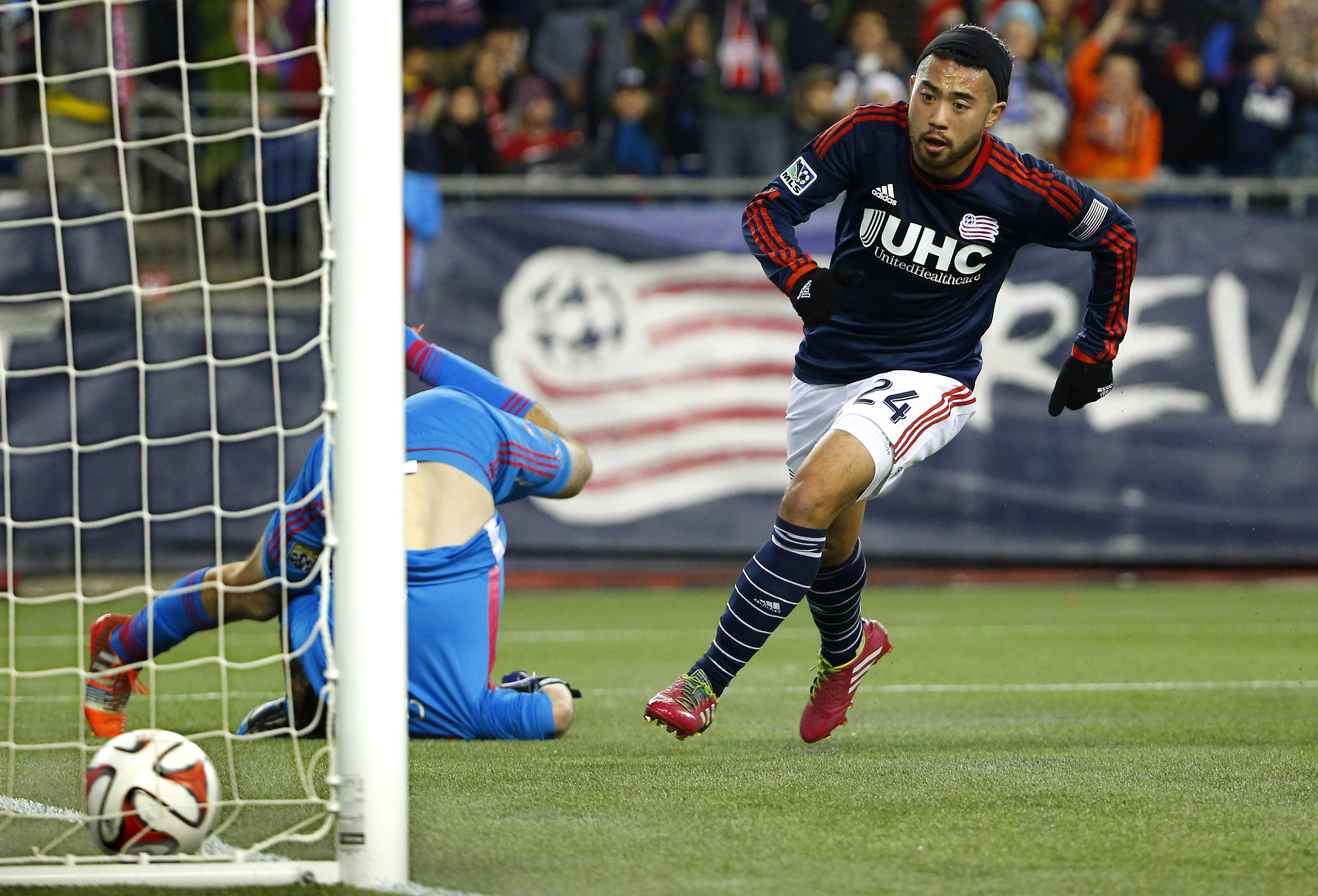 Lee Nguyễn ghi b&agrave;n v&agrave;o lưới Columbus Crew h&ocirc;m 10-11