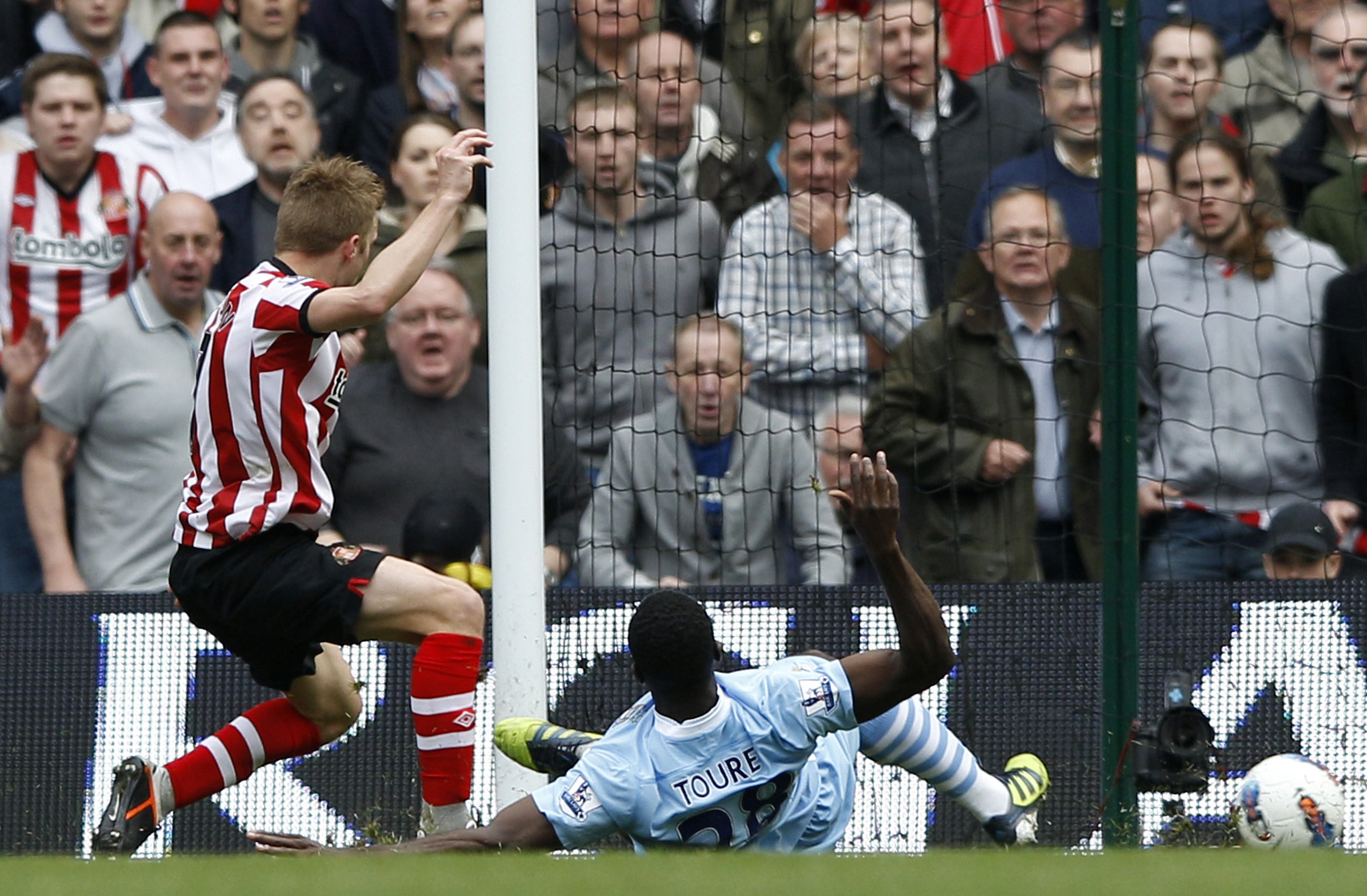 Sunderland lu&ocirc;n l&agrave; đối thủ kh&oacute; chơi của Man City